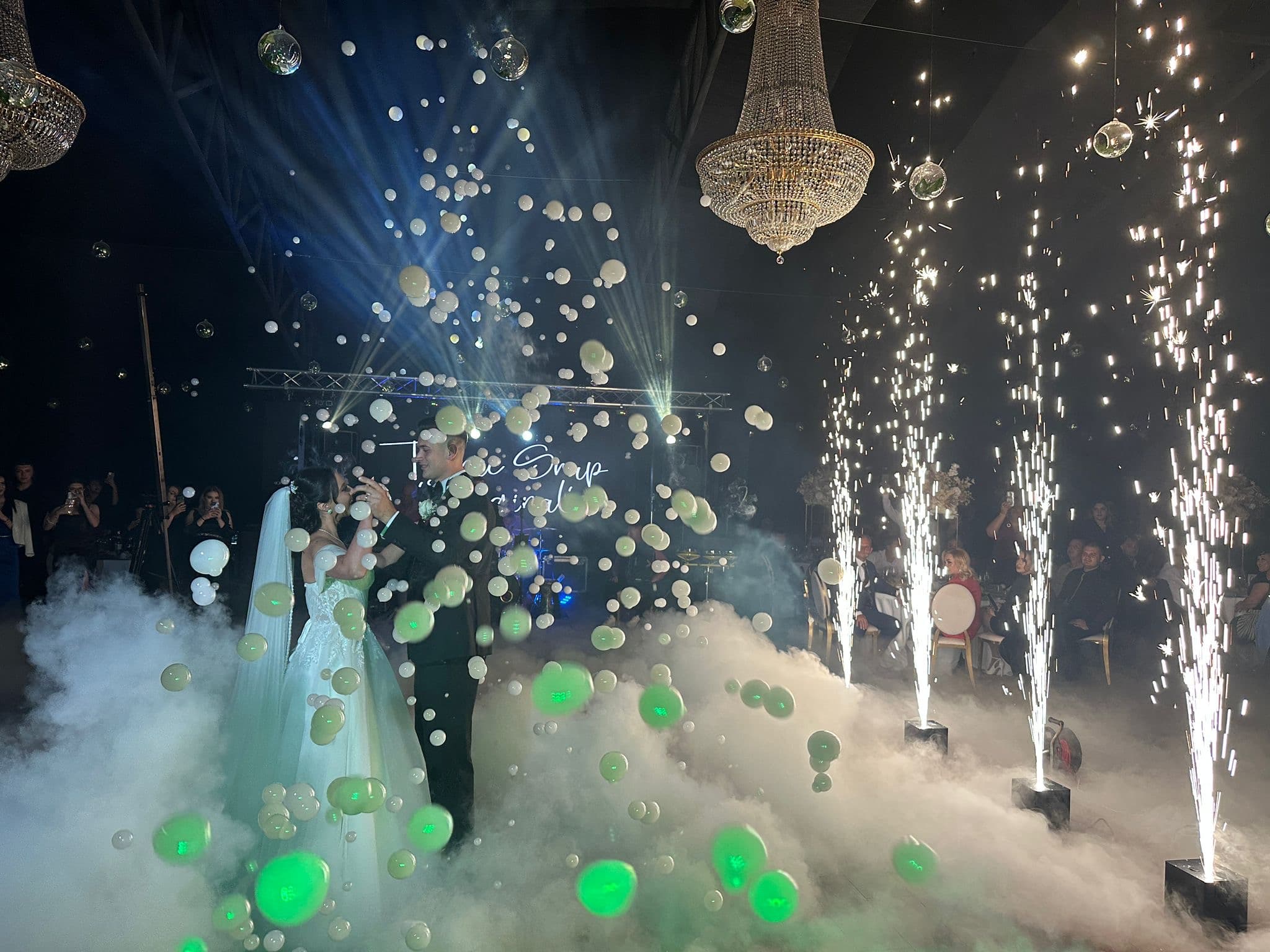 Pachet dansul mirilor