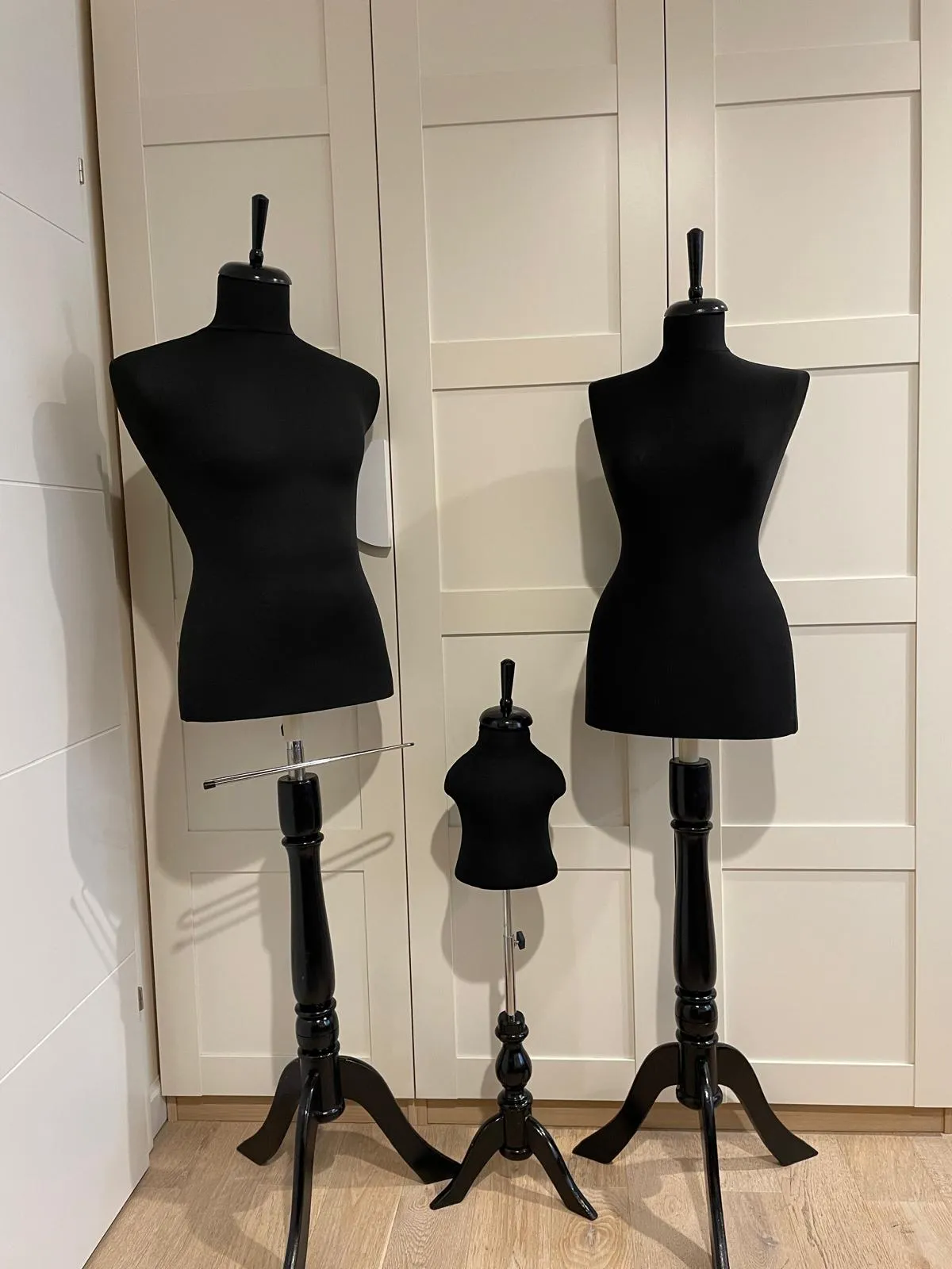 Fotografia 17 din galeria Bebe King Manechine si Accesorii Evenimente de Inchiriat